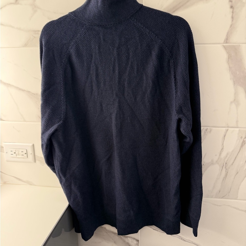 Men's lululemon Blue Half-Zip Sweater - Picture 2 of 4